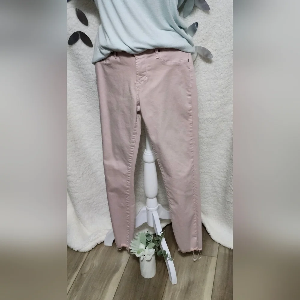 Articles of Society of LA Skinny Jean's Size: 25 Light Pink